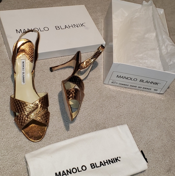 Manolo Blahnik Shoes - Manolo Blahnik Size 40